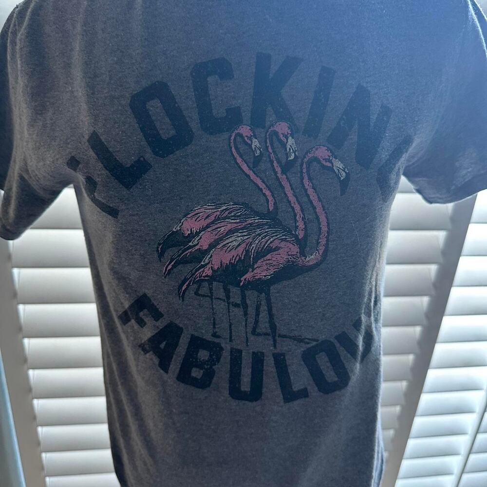 Woman's cotton 'Flocking Fabulous" T-shirt small